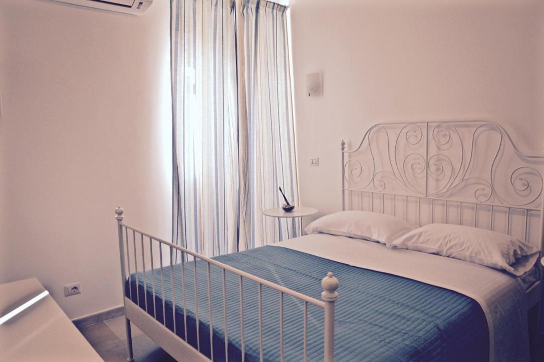 I Tesori Del Mare Bed & Breakfast Летояни Екстериор снимка